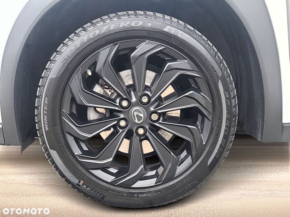 Lexus UX 250h GPF F Sport Design 2WD - 24