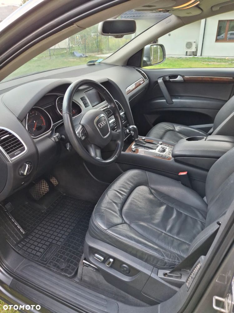 Audi Q7 3.0 TDI DPF clean diesel Quattro Tiptronic - 9
