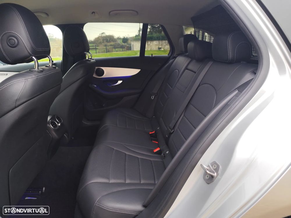 Mercedes-Benz C 300 de Avantgarde - 11