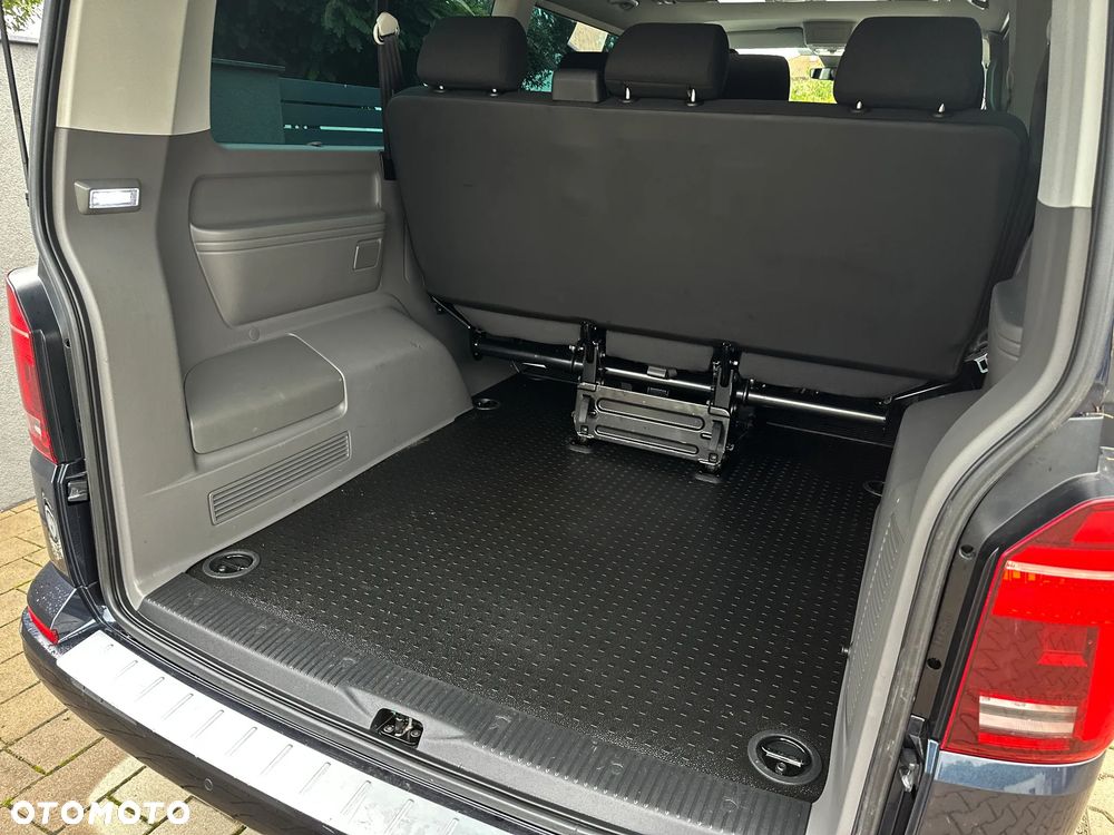 Volkswagen Caravelle 6.1 2.0 TDI L2 Comfortline DSG - 12