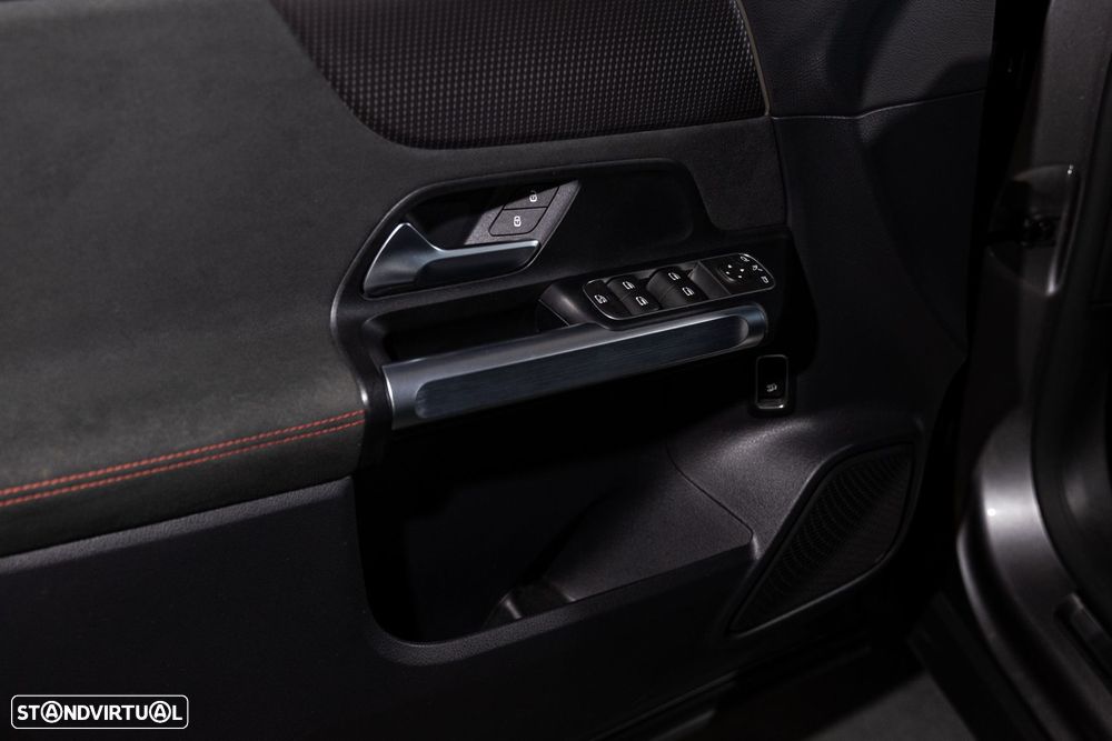 Mercedes-Benz EQB 350 4Matic AMG Line - 28