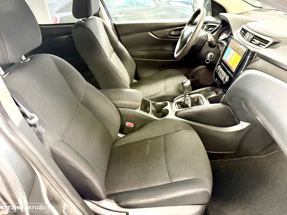 Nissan Qashqai 1.2 DIG-T TEKNA+ - 11