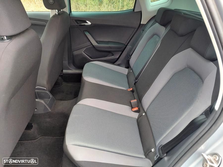 SEAT Arona 1.0 TSI Style DSG - 27