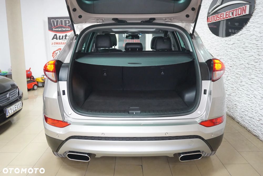 Hyundai Tucson 2.0 CRDi 4WD Automatik Style - 20