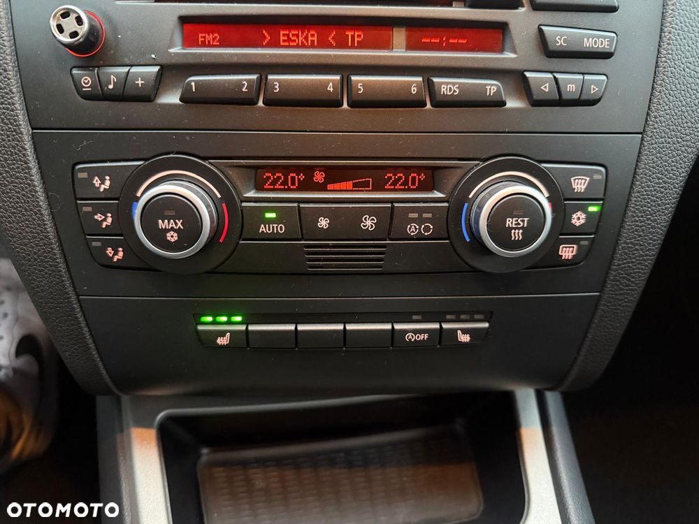 BMW Seria 1 116i - 13