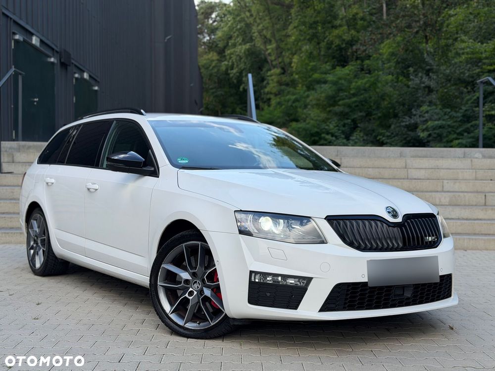 Skoda Octavia 2.0 TDI DSG RS - 1