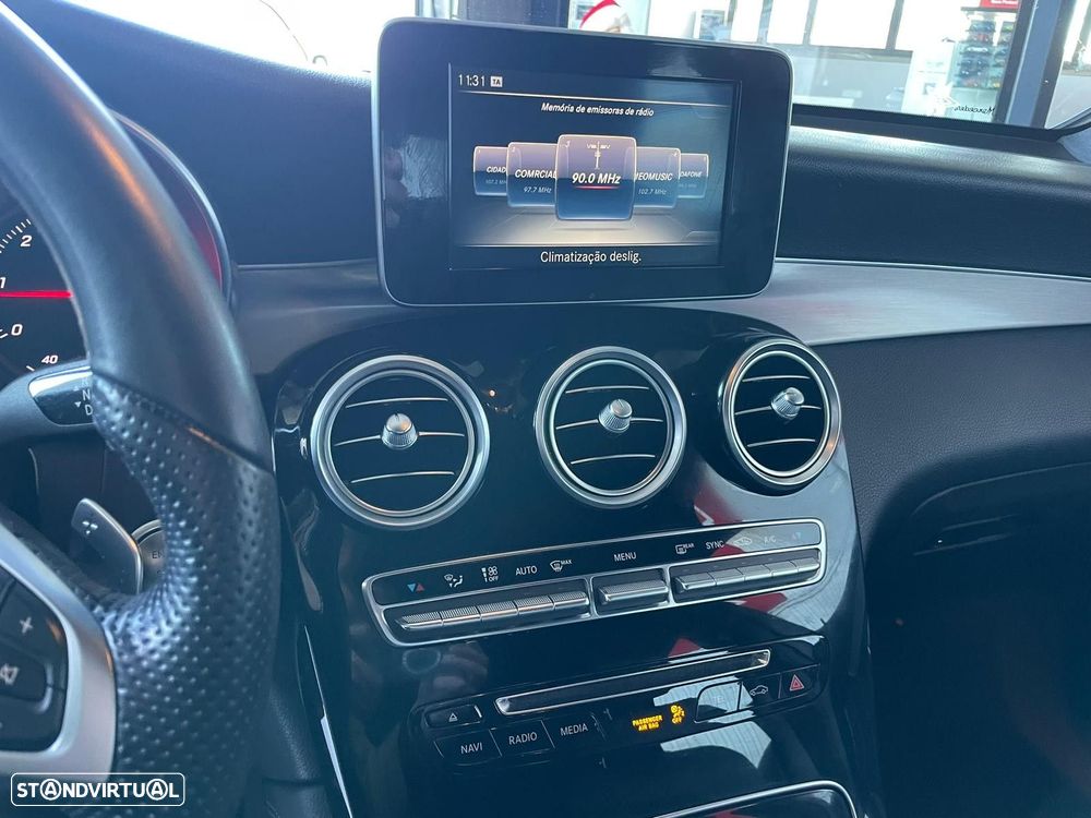 Mercedes-Benz GLC 250 d Coupé AMG Line 4-Matic - 22