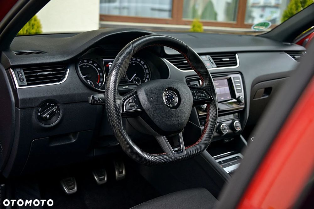 Skoda Octavia 2.0 TDI RS - 7
