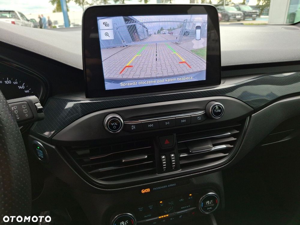 Ford Focus 1.0 EcoBoost ST-Line - 22