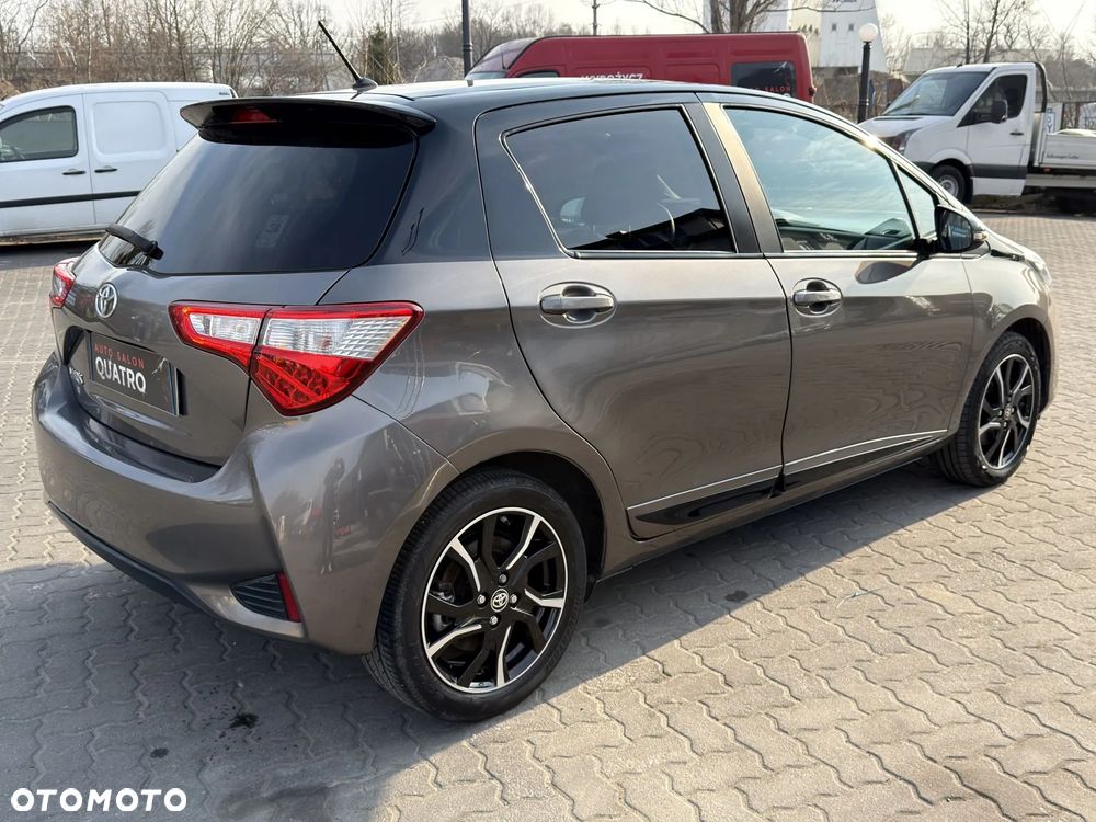Toyota Yaris 1.5 Selection - 4