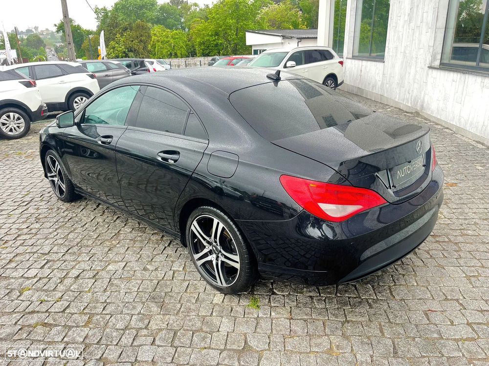 Mercedes-Benz CLA 180 d Urban - 8