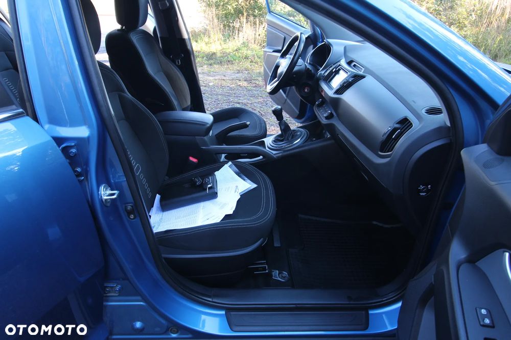 Kia Sportage 2.0 CVVT 2WD Spirit - 24