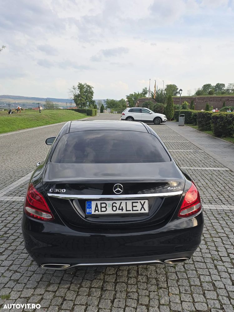 Mercedes-Benz C 300 9G-TRONIC - 15