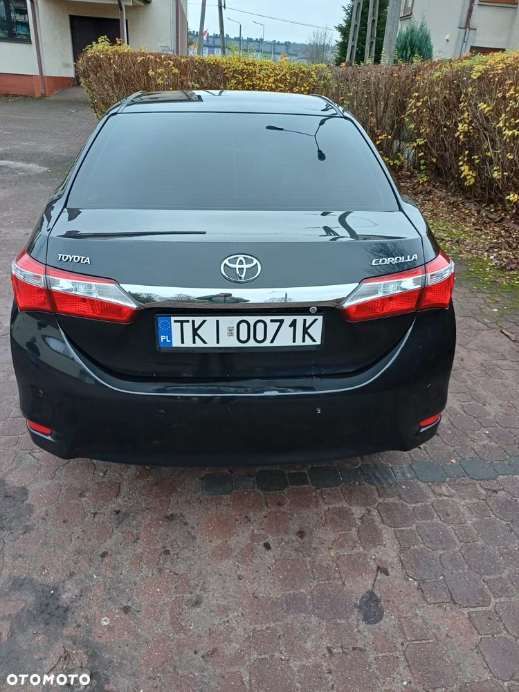 Toyota Corolla 1.6 Classic Plus - 12