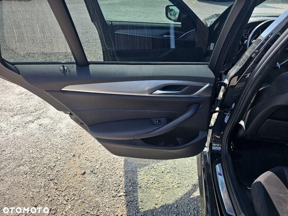 BMW Seria 5 520d xDrive M Sport sport - 24