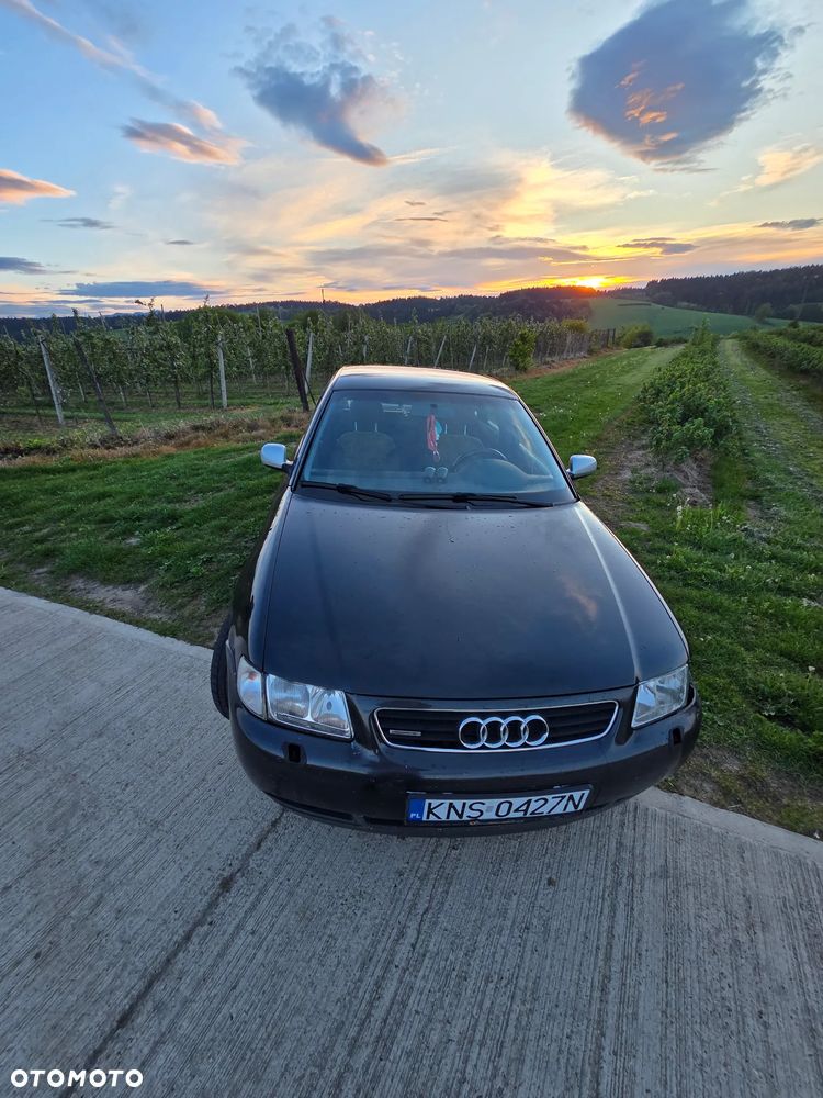 Audi A3 Sportback - 3