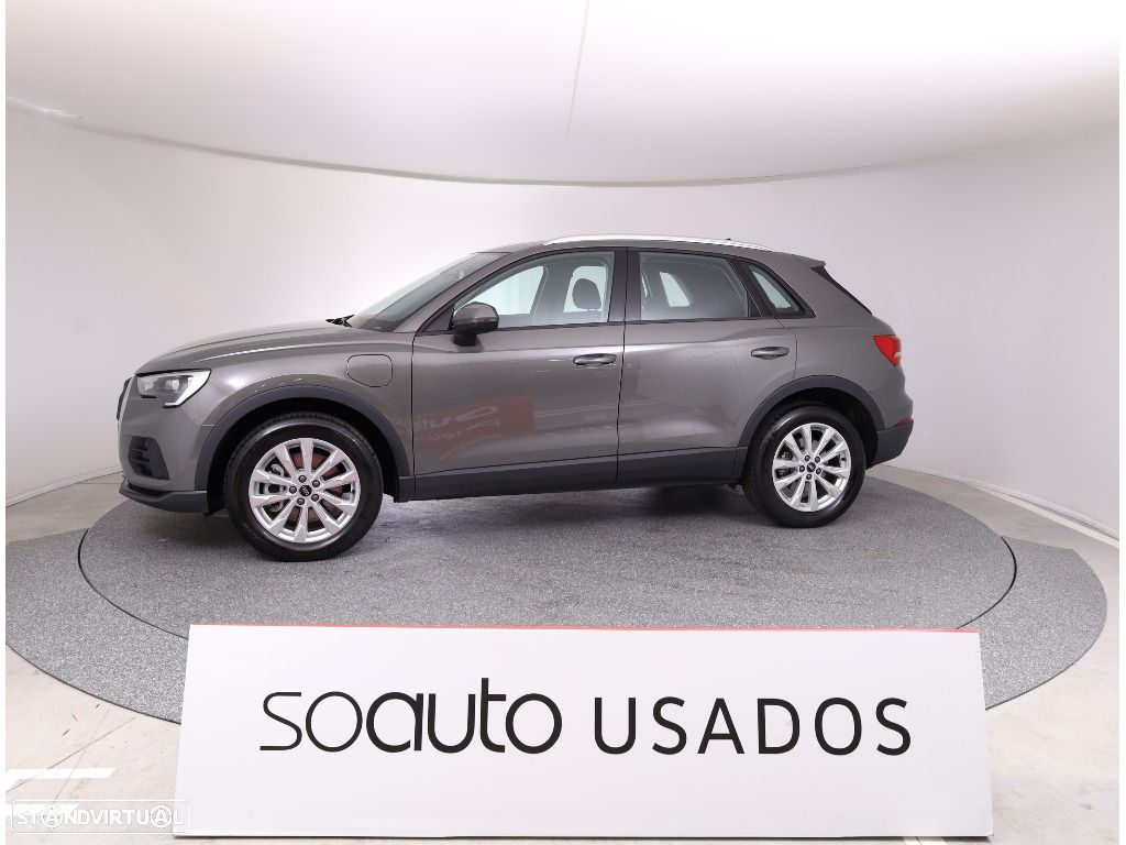 Audi Q3 45 TFSIe S tronic - 3