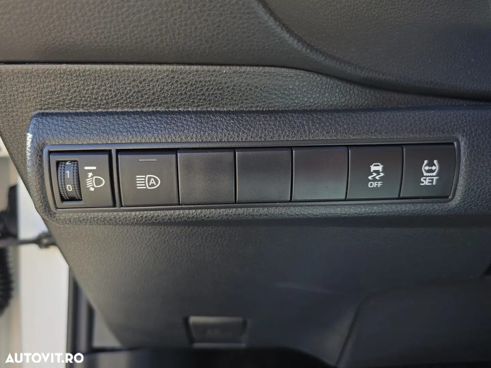 Toyota Corolla - 11