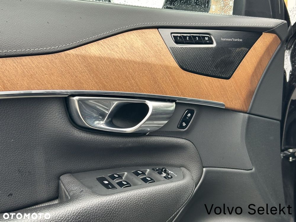 Volvo XC 90 - 13