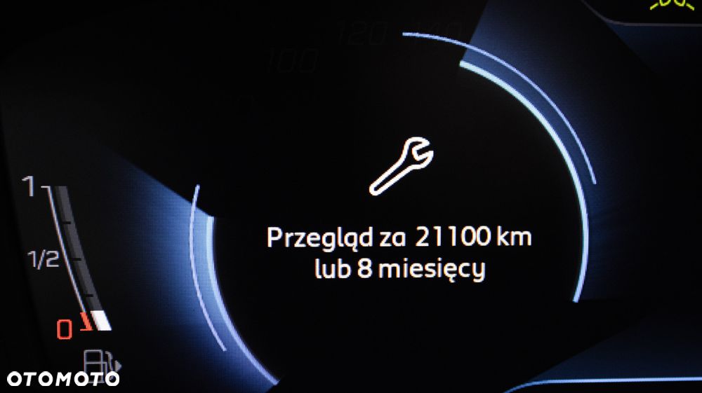 Peugeot 5008 1.5 BlueHDi Allure S&S EAT8 - 32