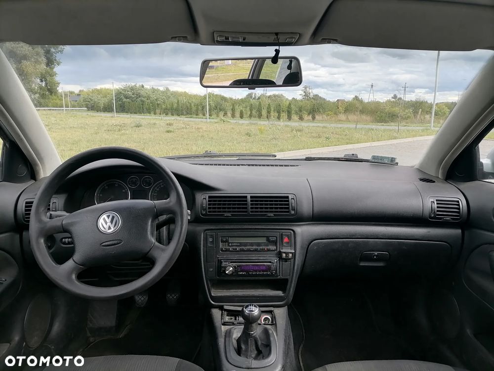Volkswagen Passat - 21