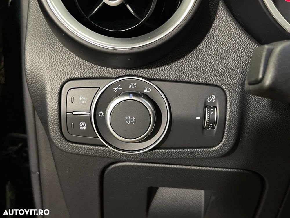 Alfa Romeo Stelvio 2.0 Turbo AWD AT8 Veloce - 28