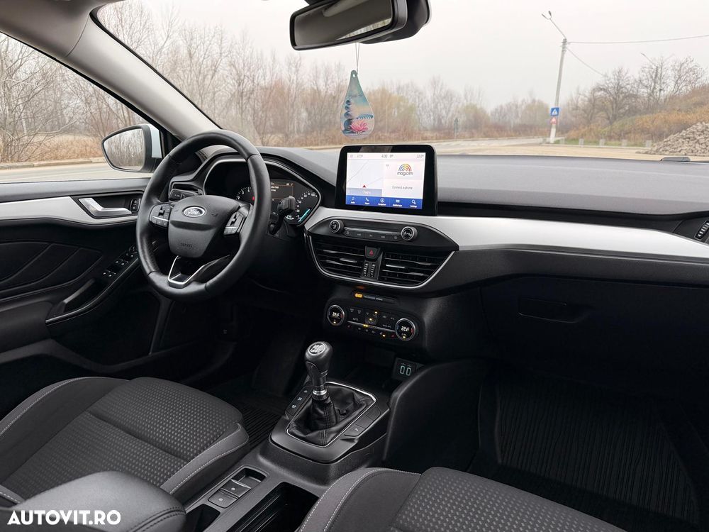 Ford Focus 1.0 EcoBoost MHEV Titanium - 5