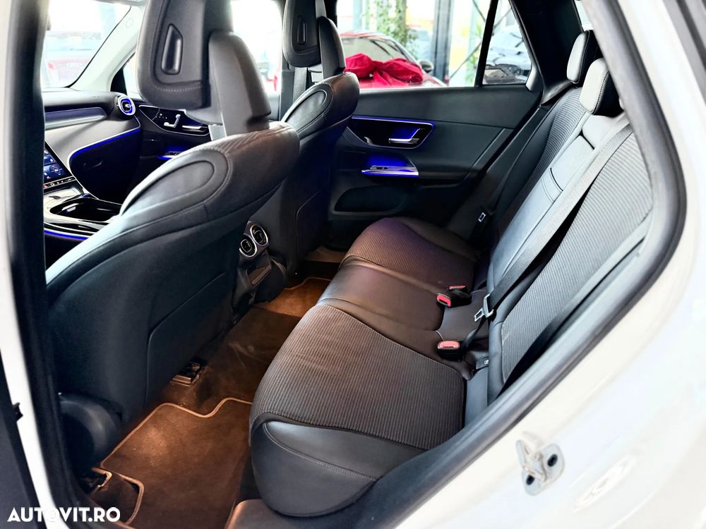 Mercedes-Benz GLC 220 d 4MATIC MHEV - 12