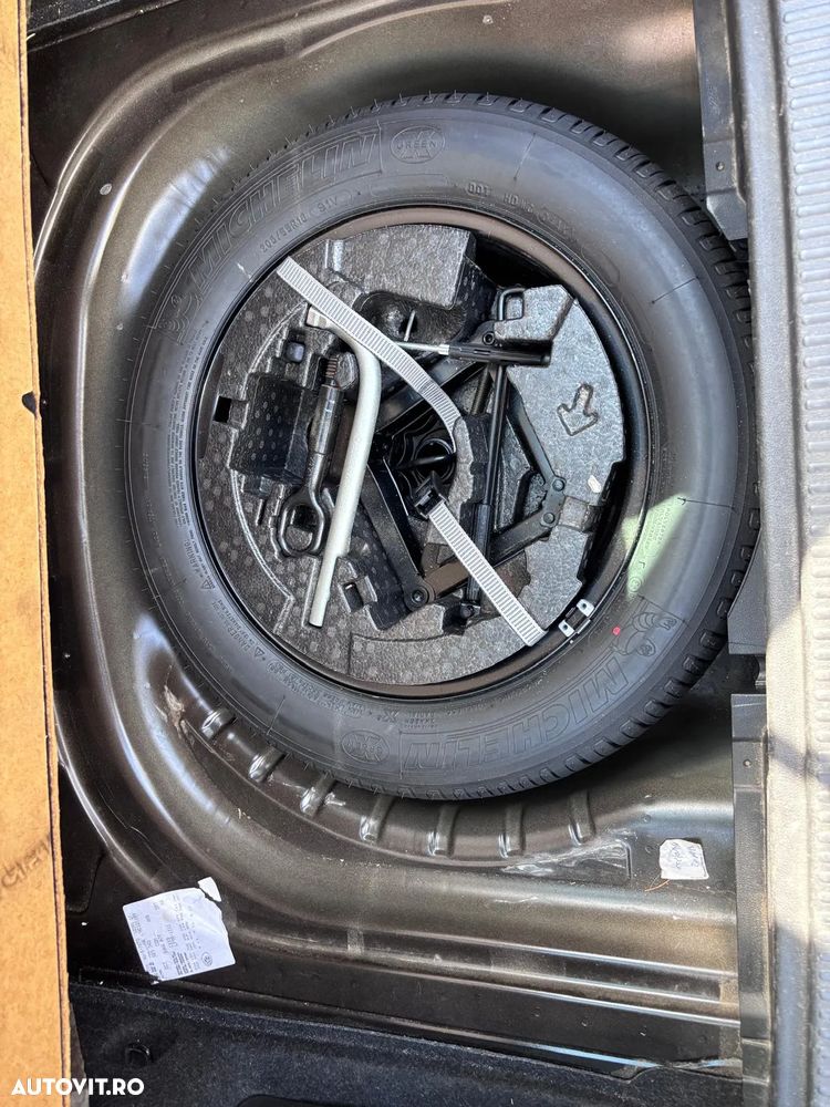 Skoda Octavia 1.6 TDI DSG Style - 6