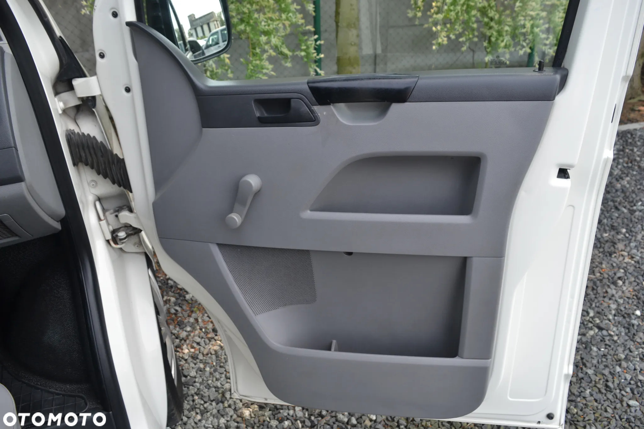 Volkswagen Transporter - 33
