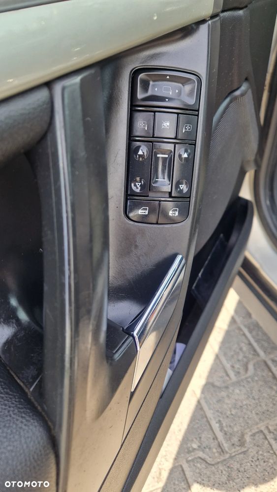 Opel Vectra 1.9 CDTI Elegance - 17