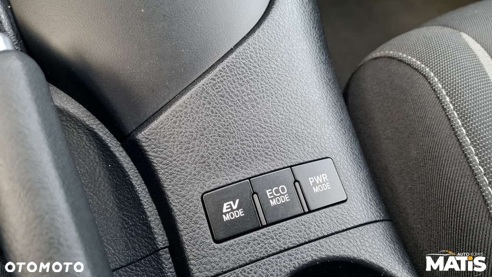 Toyota Auris - 36