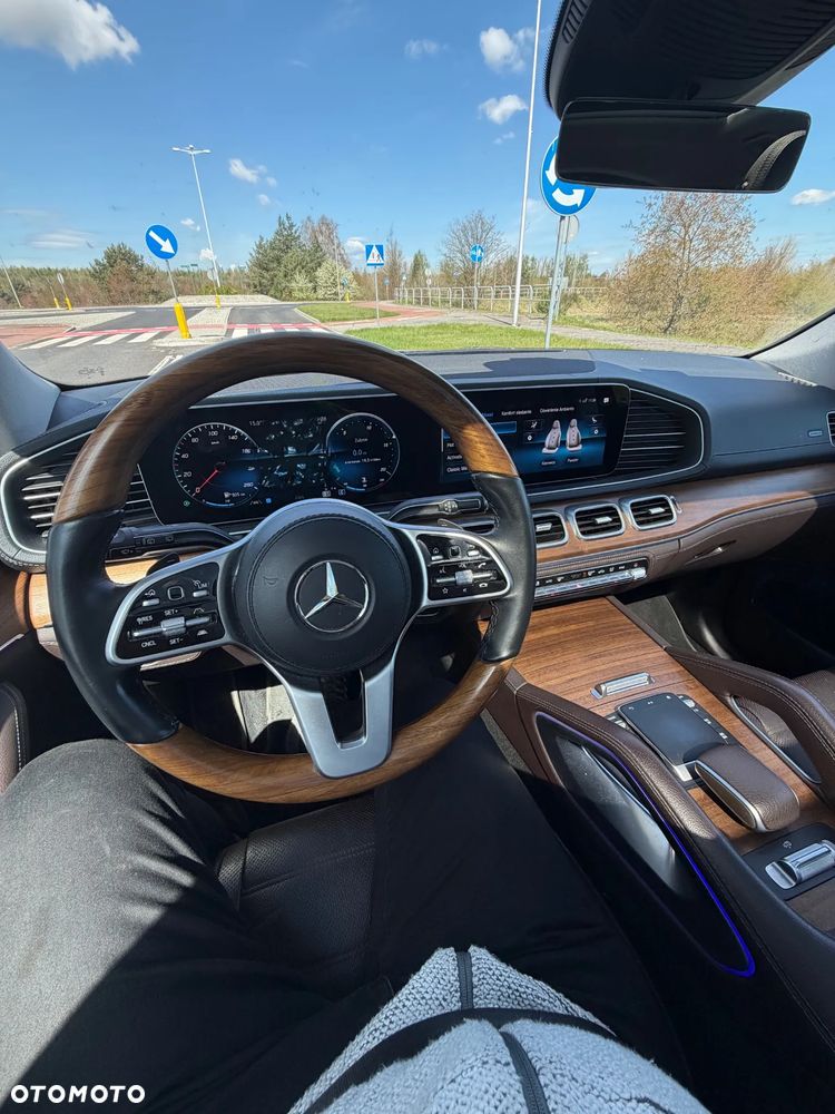 Mercedes-Benz GLS - 8