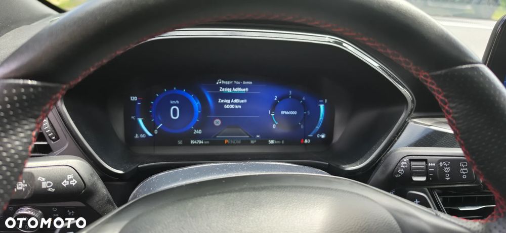 Ford Kuga 2.0 EcoBlue AWD ST-Line X - 24