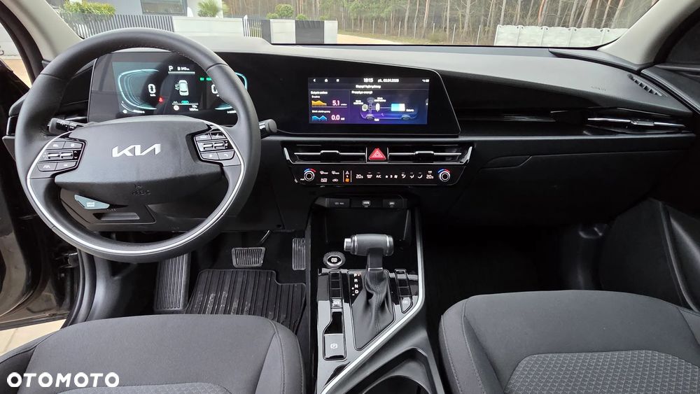 Kia Niro 1.6 GDI Hybrid M - 24