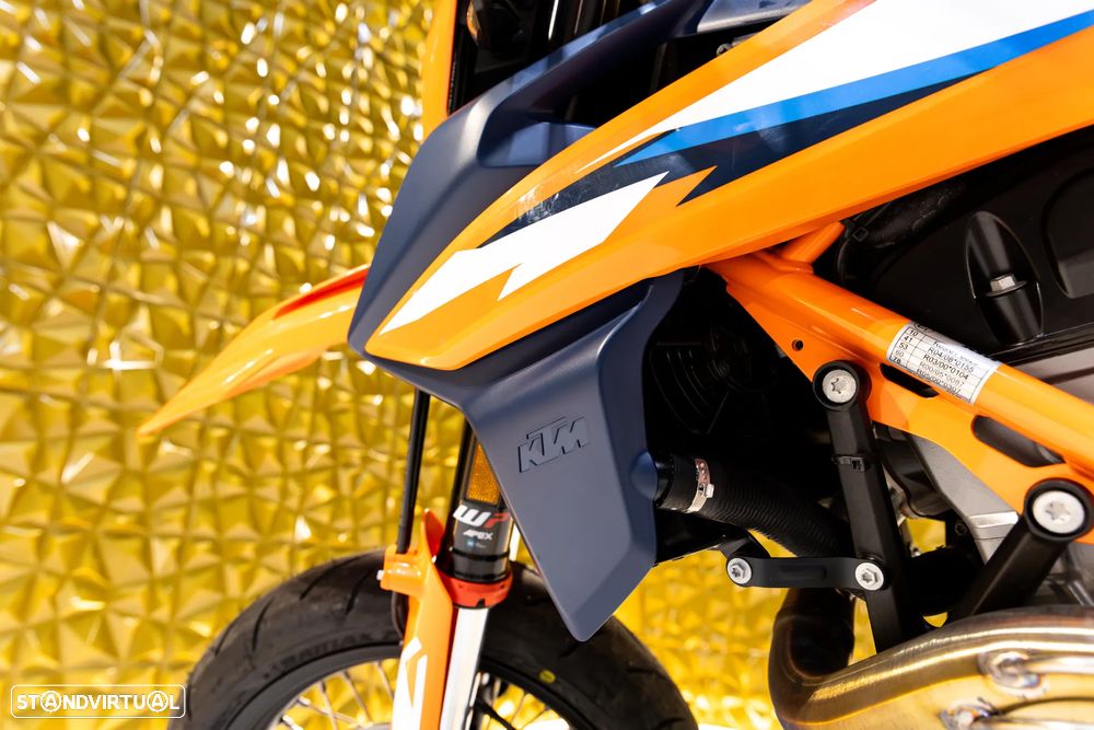 KTM 690 SMC R - 14