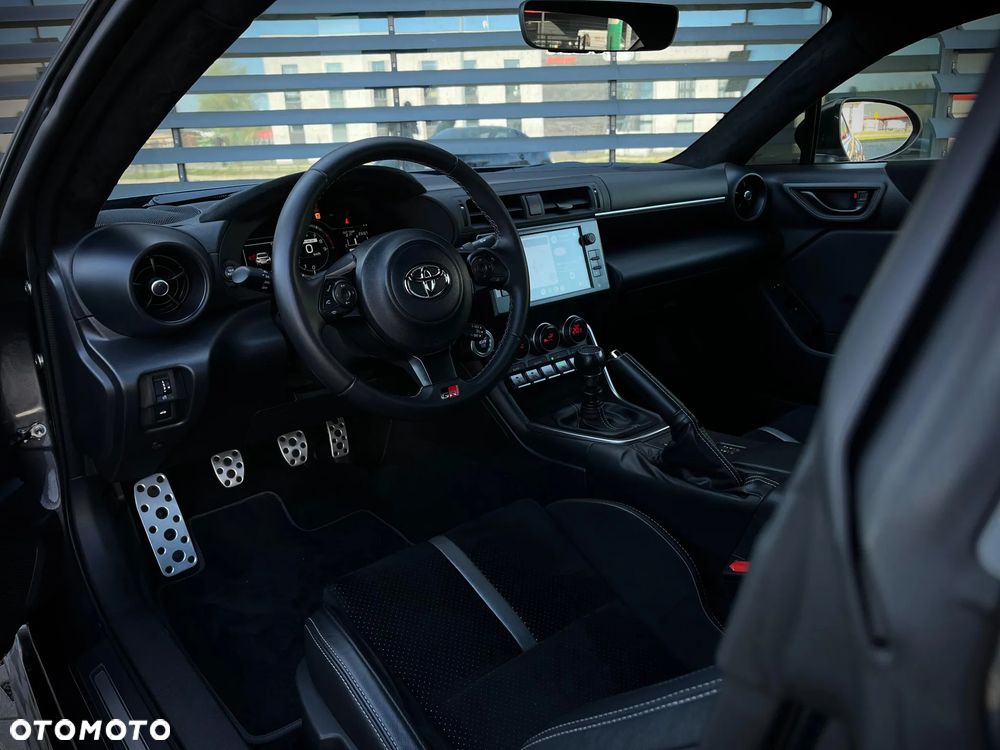 Toyota GR86 2.4 Executive - 22
