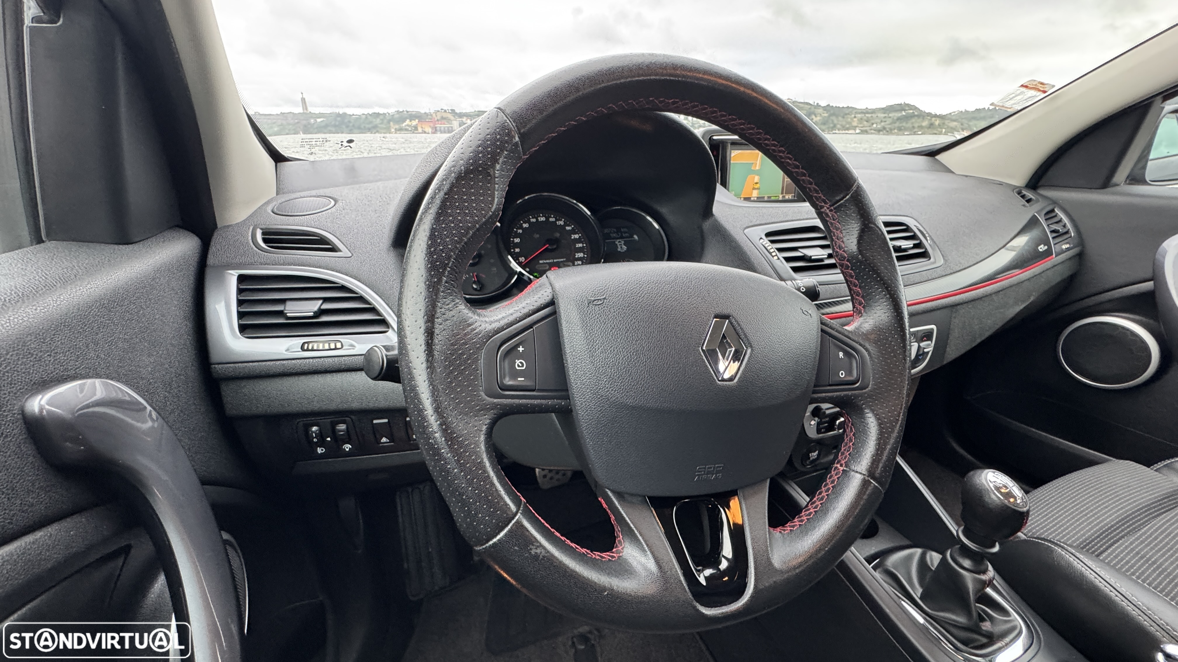 Renault Mégane Sport Tourer 1.5 dCi GT Line - 14