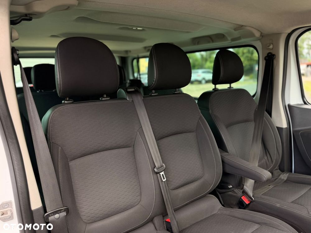 Opel Vivaro - 12
