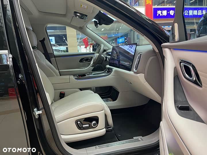 Geely M9 - 14
