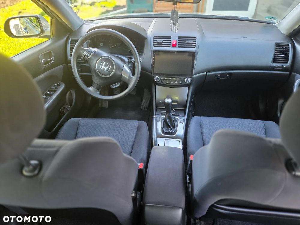 Honda Accord 2.0 i Comfort - 19
