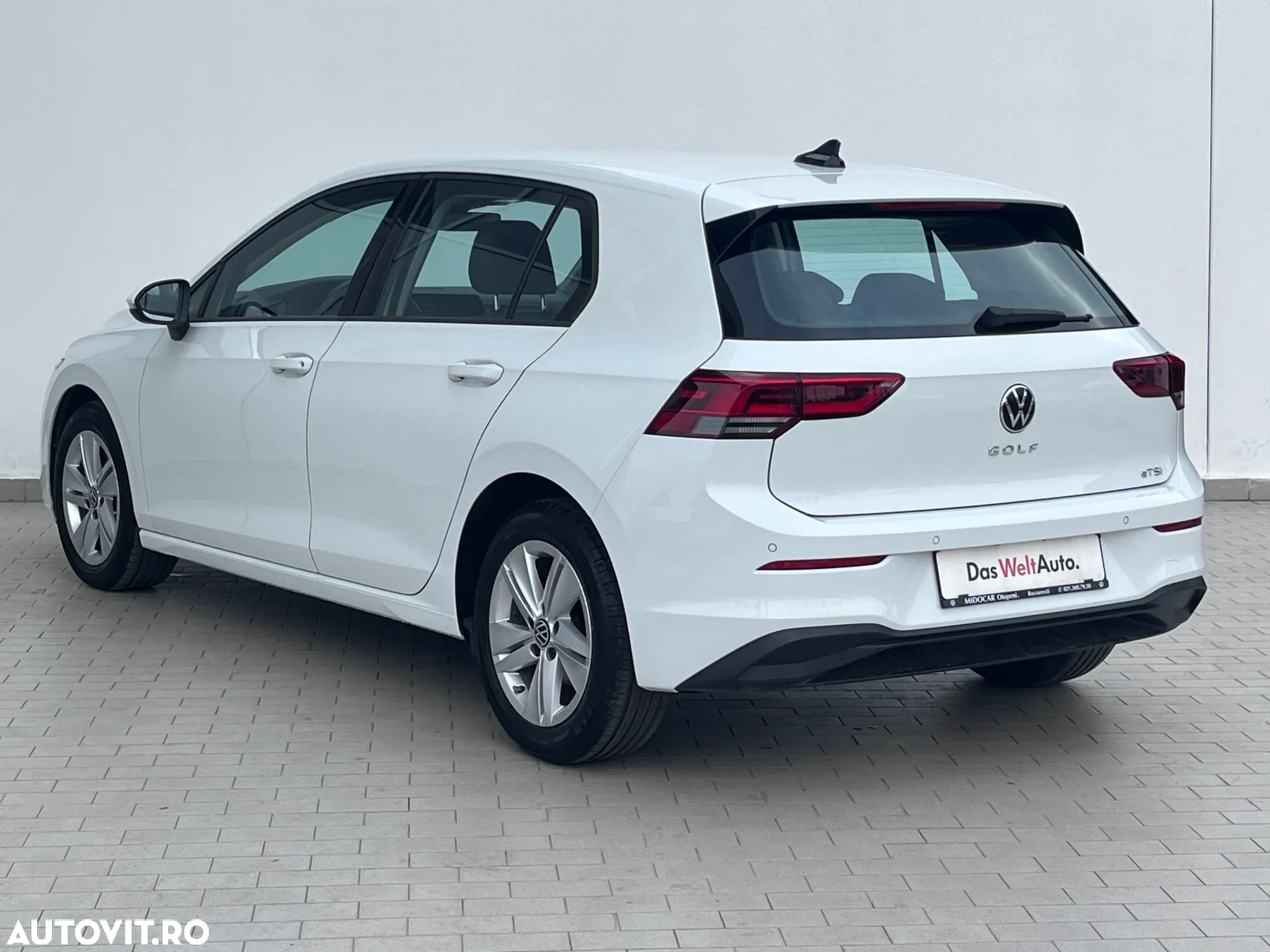 Volkswagen Golf 1.5 eTSI ACT DSG MHEV Life - 4