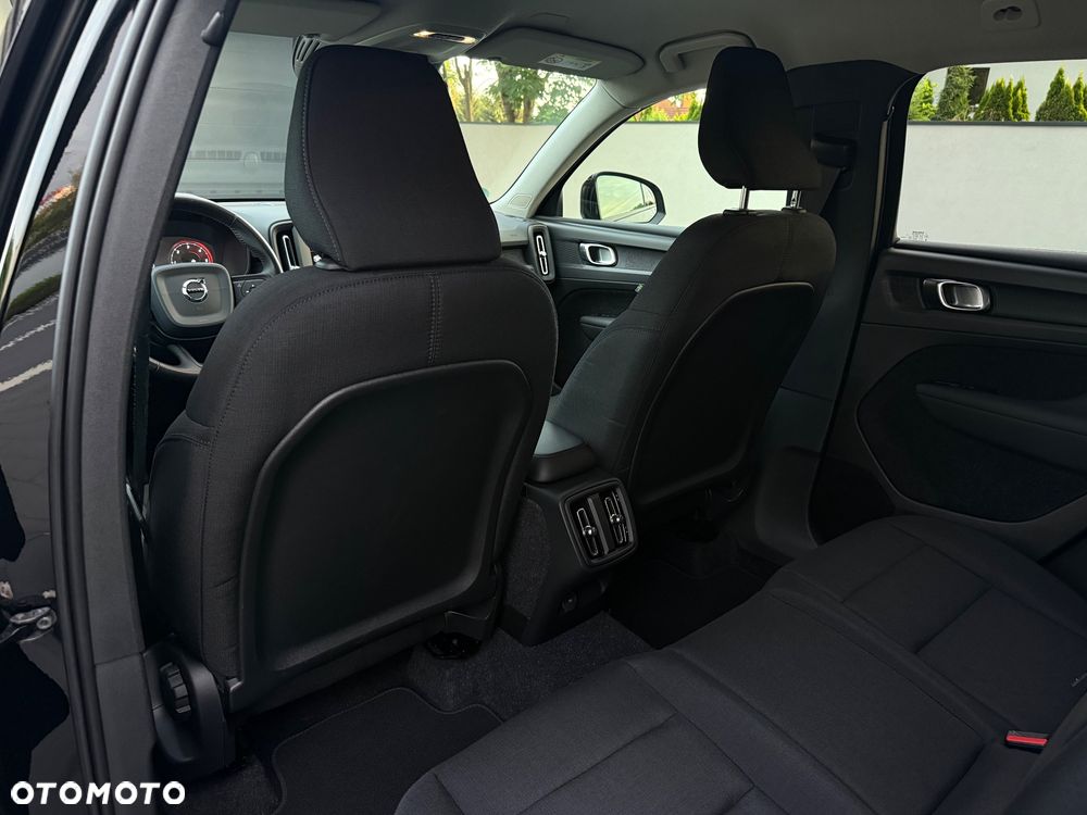 Volvo XC 40 D3 SCR Momentum - 26