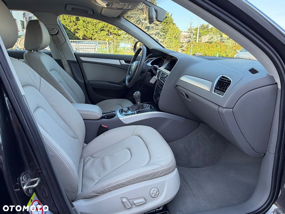 Audi A4 Limousine - 8