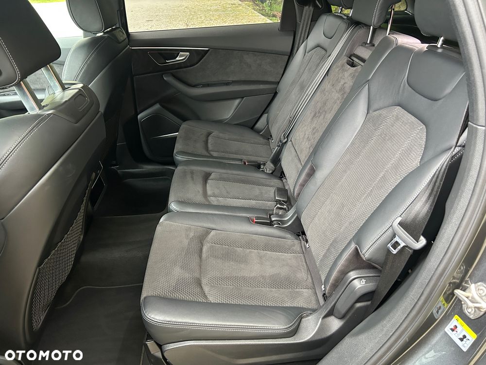 Audi Q7 45 TDI mHEV Quattro S Line Tiptr - 12