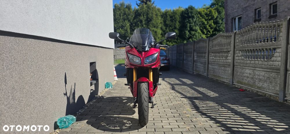Yamaha FZ - 4