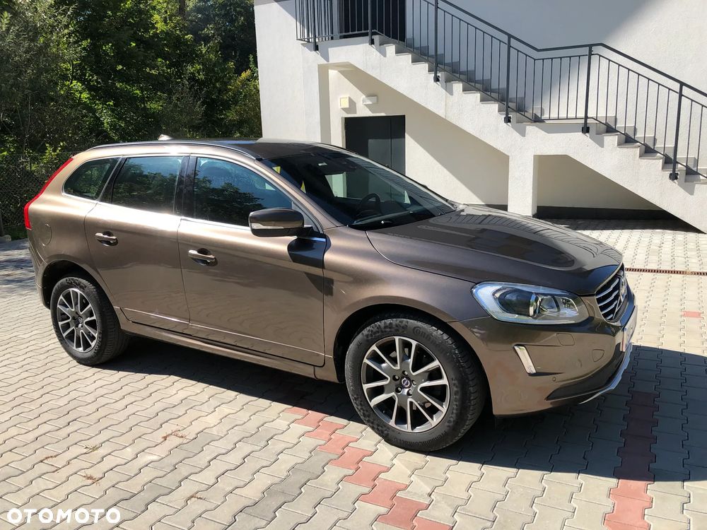 Volvo XC 60 D4 Drive-E Momentum - 1