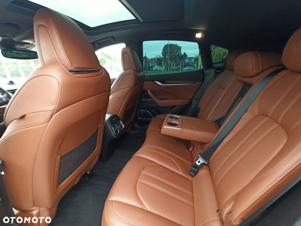 Maserati Levante - 8