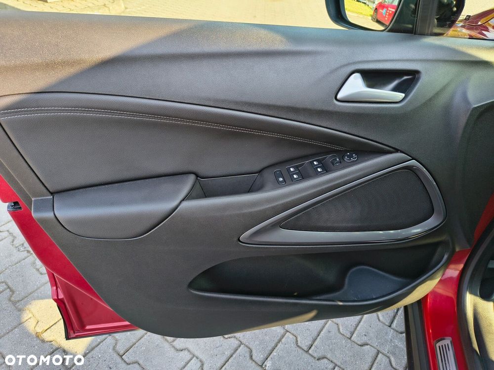 Opel Crossland - 13