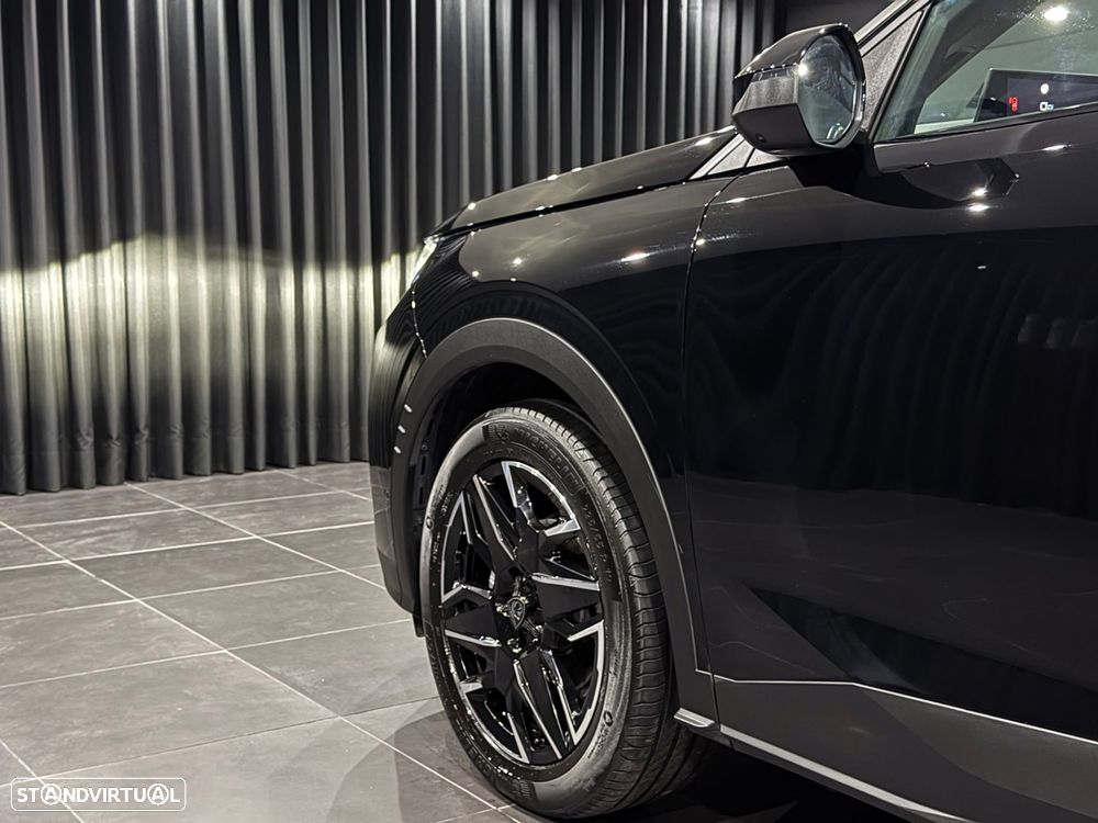 Peugeot 3008 1.2 Hybrid Allure e-DCS6 - 12
